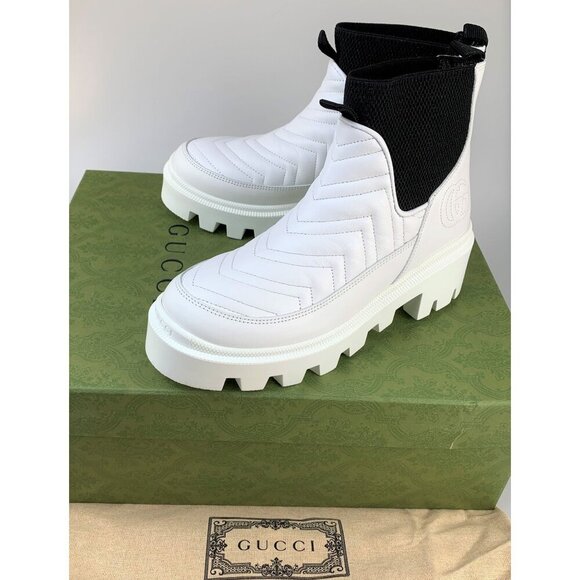 NIB Gucci Women matelassé Chelsea ankle boots in white size 36.5 - Picture 1 of 12